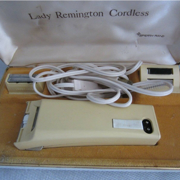 Vintage Shaver Lady Remington Cordless Cream With Brown Razor With Box - Picture 1 of 7